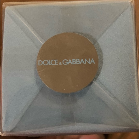 Dolce and Cabanna light blue new Body cream - Picture 2 of 2